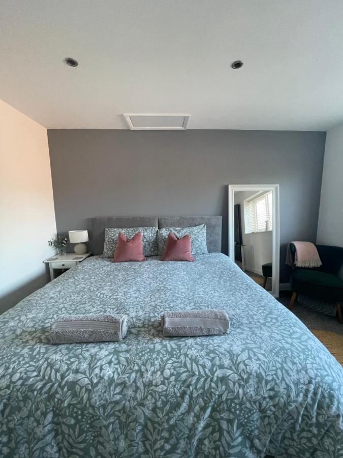 Abbey'S Inn Cheadle  Εξωτερικό φωτογραφία